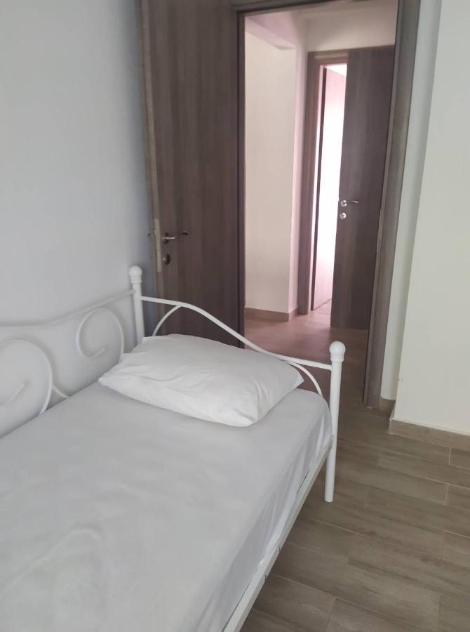 Iliana Daire Kallithea  Dış mekan fotoğraf